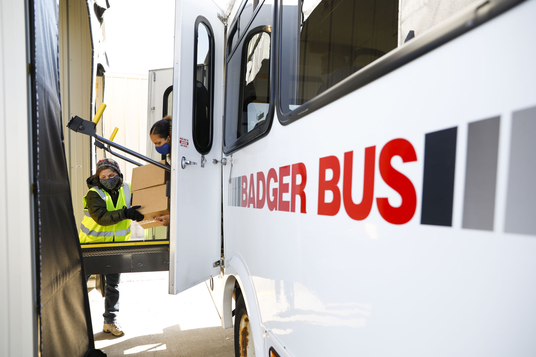 MMSD Food Bus 111220 02-11132020112735